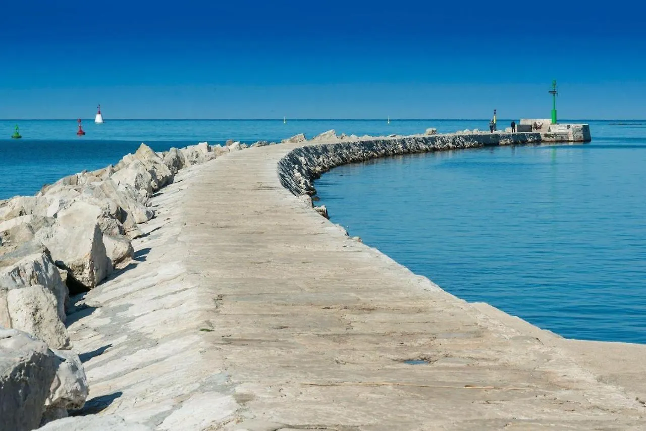 Garden Palace Superior Studio Sea View II Umag